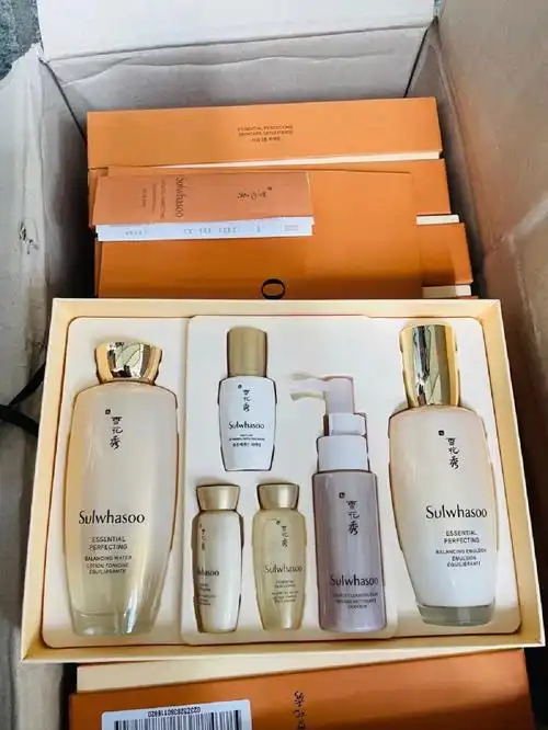 雪花秀水乳套盒