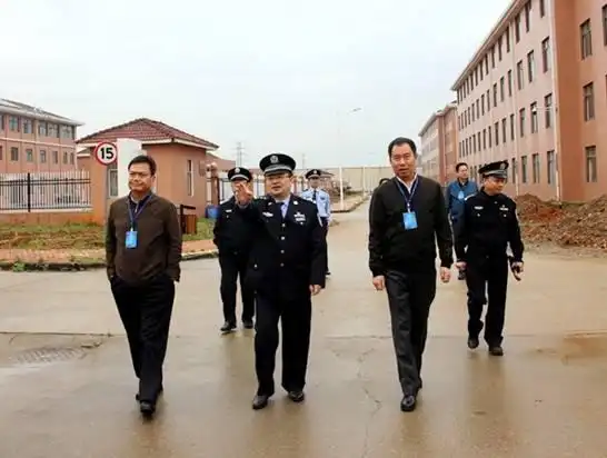 黄湖监狱副监狱长,黄湖监狱监狱长政委是谁?-图片大观-奇异网