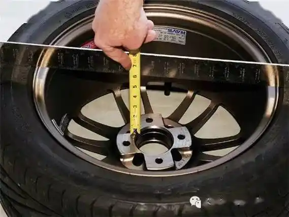 张口「我要齐边轮圈数据」的人,都被毒害的不轻_搜狐汽车_搜狐网