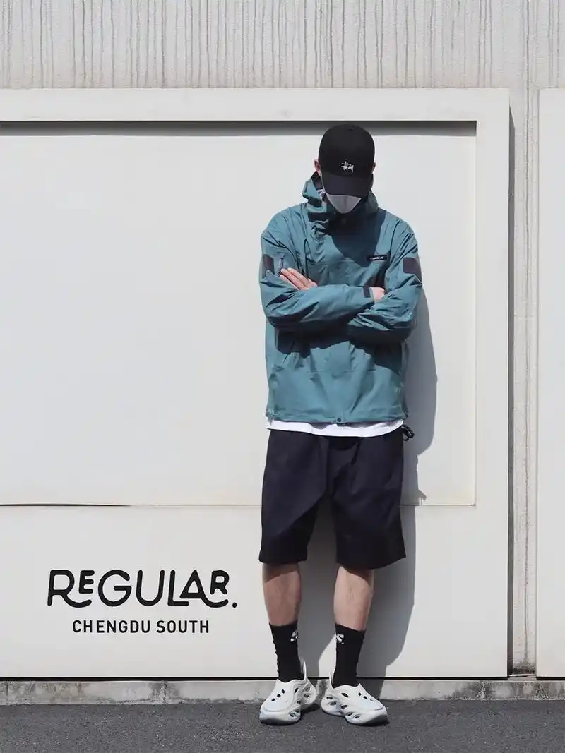 春季男生城市机能风潮流穿搭.
