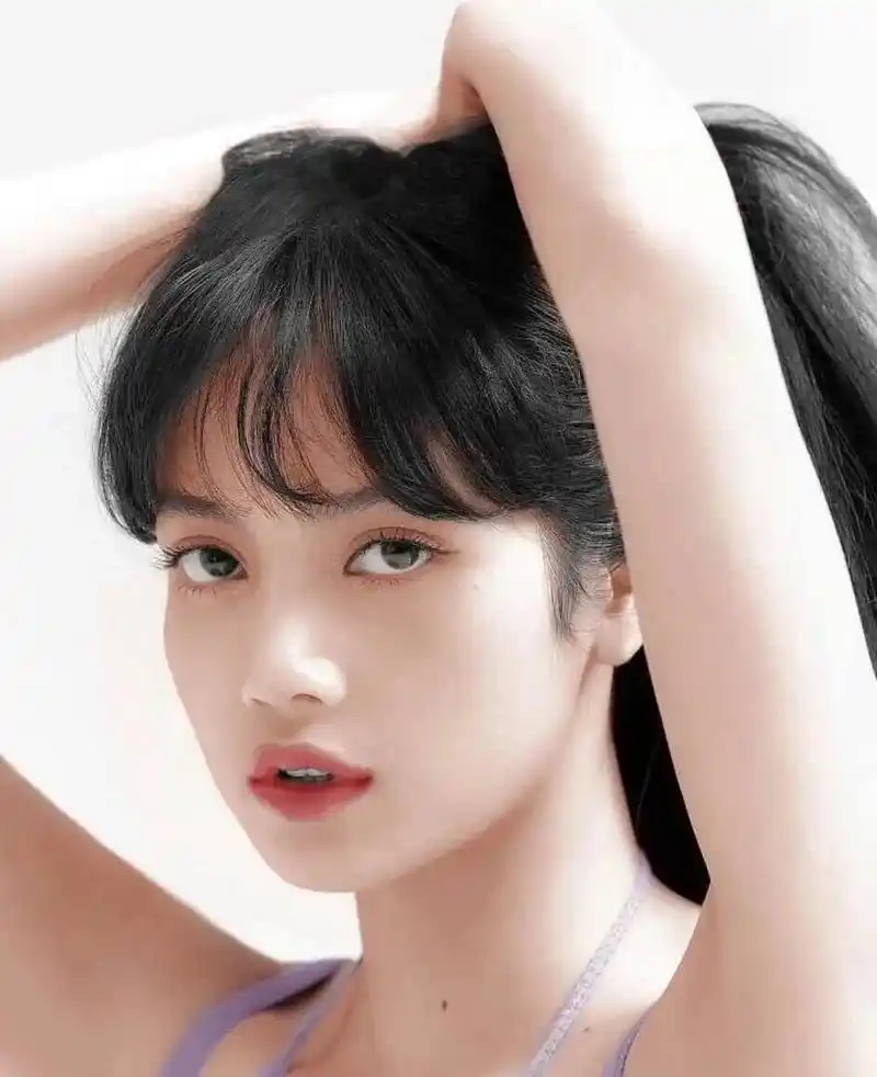 人间甜豆莎~lisa 超稀有壁纸 可甜可盐可酷可辣的仙女姐姐