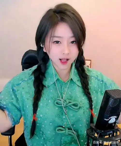 菲儿拍户外全身视频,被调侃找不到"腰",直言是摄影师的问题