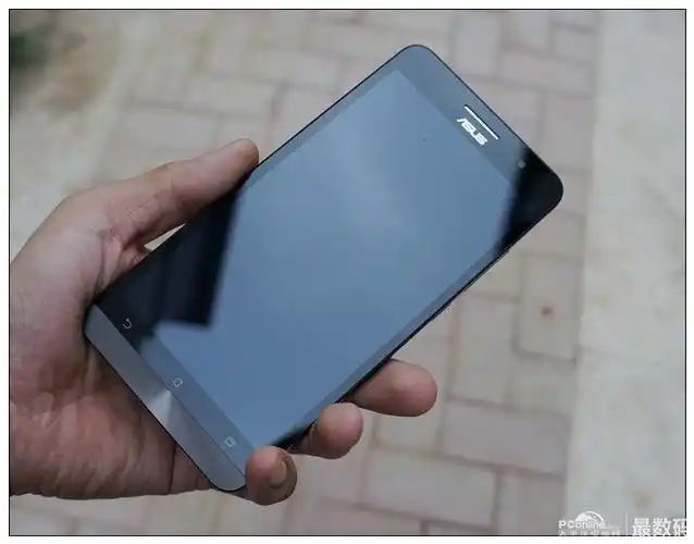 6英寸大屏千元机 骚红华硕zenfone 6试用感_手机圈_太平洋电脑网pc