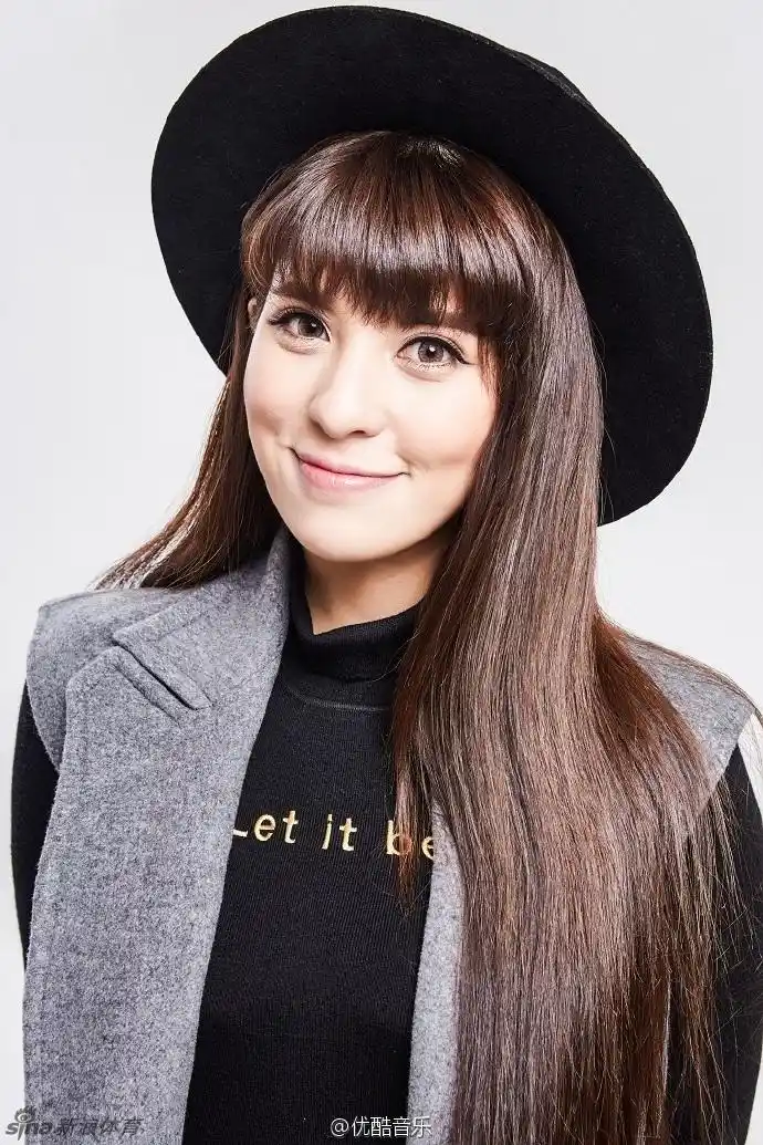 好声音贝贝骑马变温柔公主_高清图集_新浪网