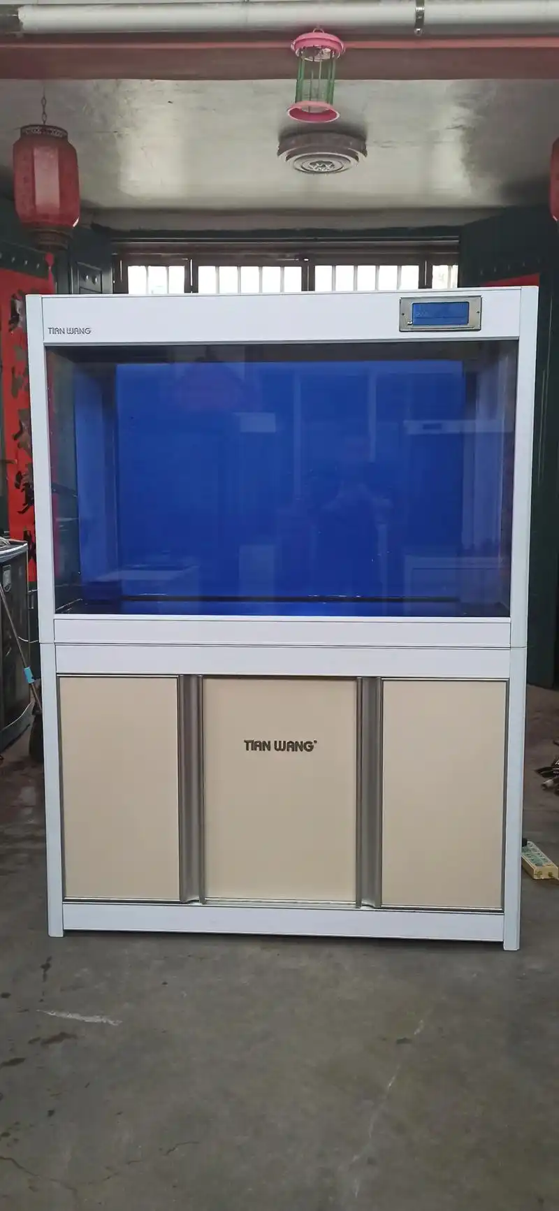 高端天王鱼缸,底过滤,大底滤仓.高端一体玻璃顶 - 抖音