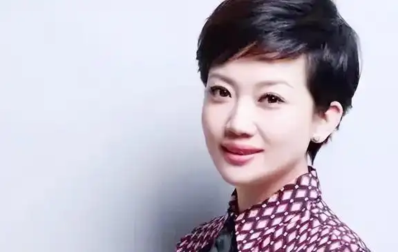 马凡舒,黑龙江哈尔滨人,央视体育频道主持人