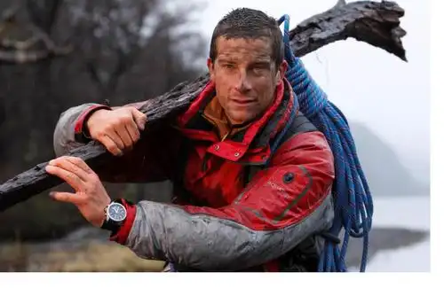 knives, leatherman, spyderco