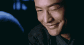 黄晓明wink抛媚眼耍帅撩gif动图_动态图_表情包下载_soogif