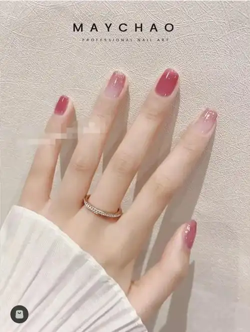 颜色指甲油显手白,什么颜色的指甲油显手白(2022年显白又好看的美甲)