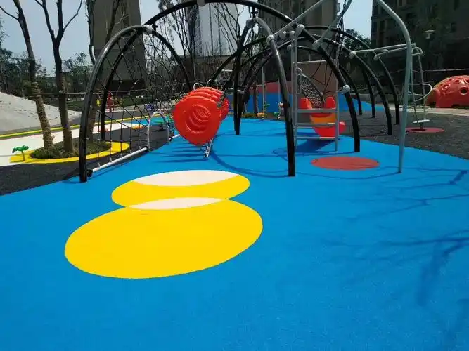 幼儿园地面塑胶地面篮球场户外塑胶地板橡胶地垫户外地面塑胶跑道