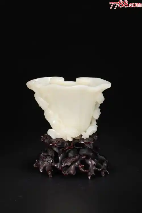和田白玉兰花杯