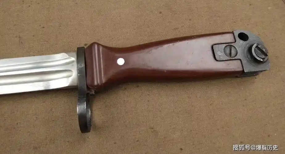 中国最失败的军用刺刀81式,逆时代潮流,配不上优秀的81步枪