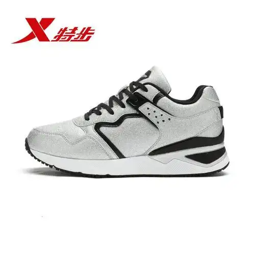 特步女鞋冬季厚底休闲鞋学生耐磨潮鞋子秋冬款女士旅游鞋运动鞋女