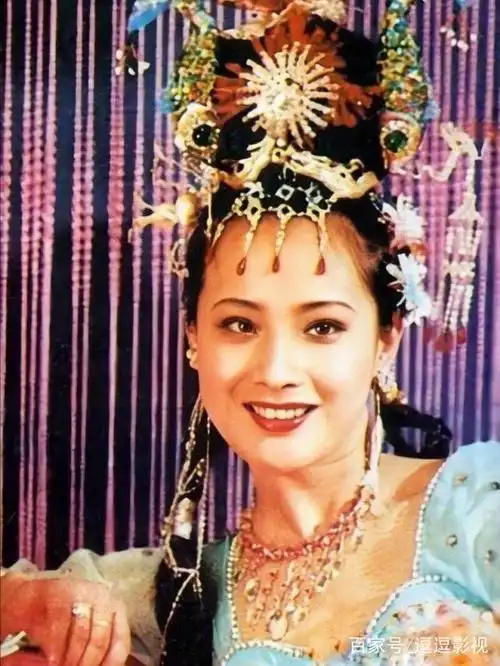 万圣公主—张青