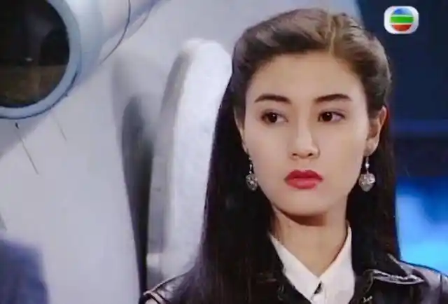 原创18岁惊艳全港倾倒众多富豪的李嘉欣为何嫁给二婚的许晋亨