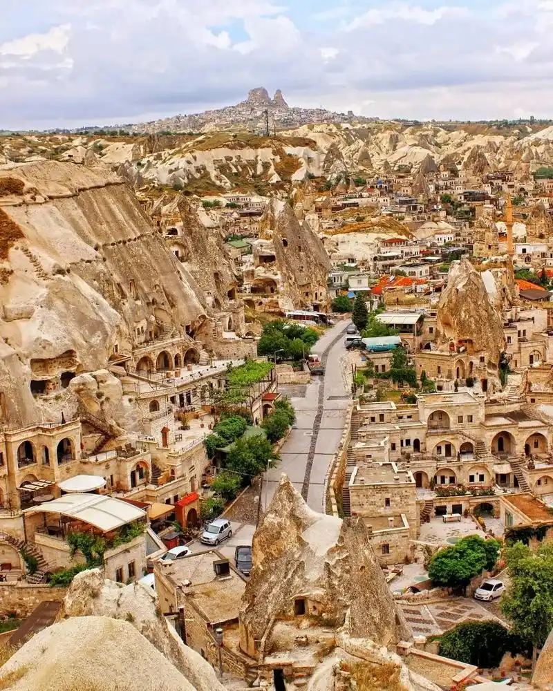 地球上最像月球的地方—卡帕多西亚94#治愈系风景 #土耳其  - 抖音