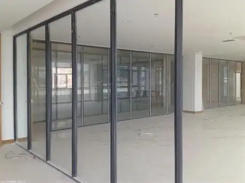 深圳市做铝合金玻璃隔断价格详情