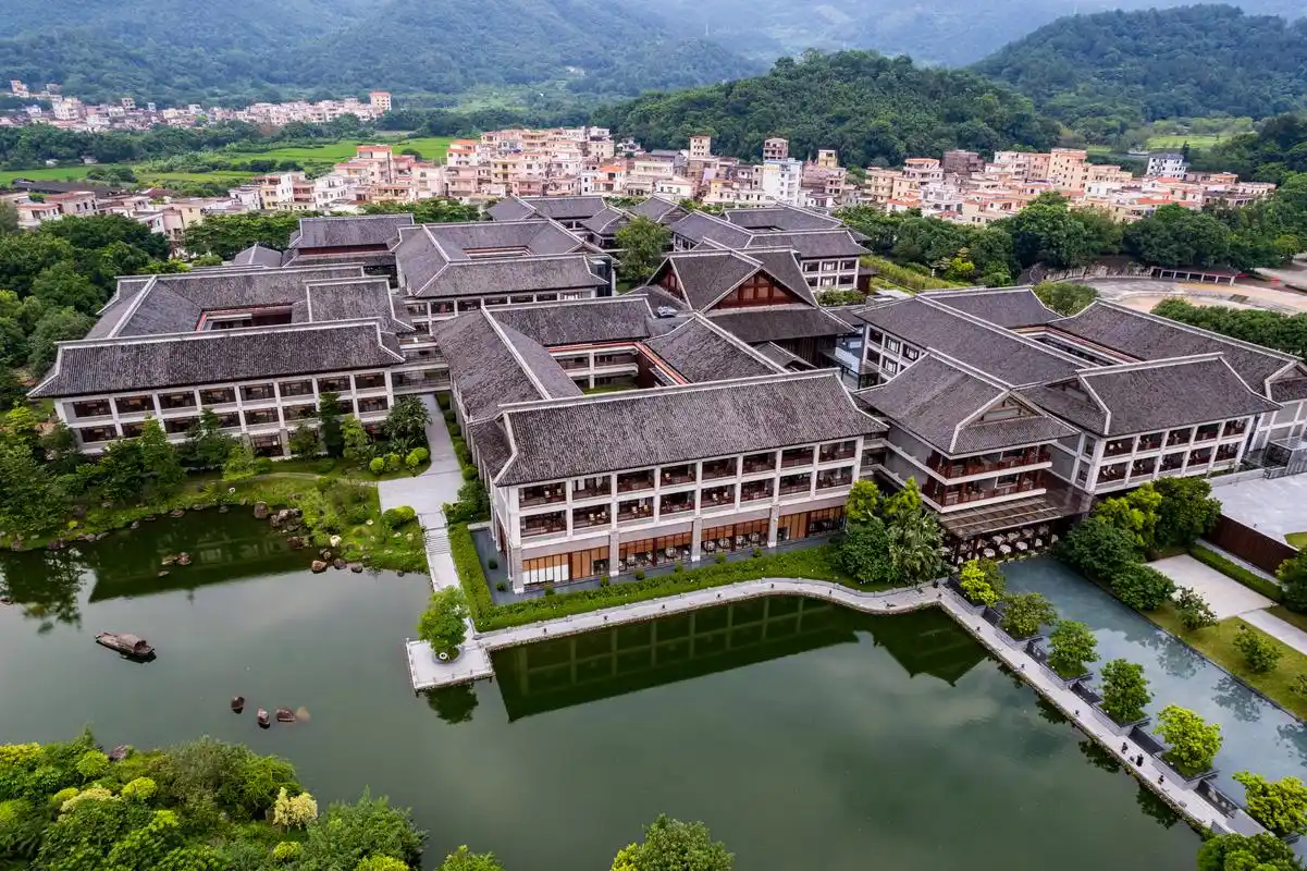 云浮禅泉度假酒店,享受天然温泉的舒适与 云浮禅泉度假酒店坐落在广东