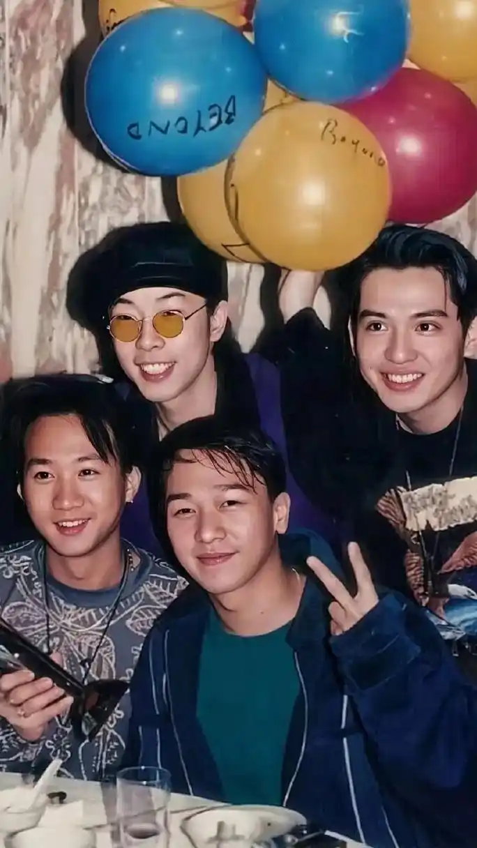 beyond黄家驹黄家强乐队成立30周年.1993年6月2号 - 抖音