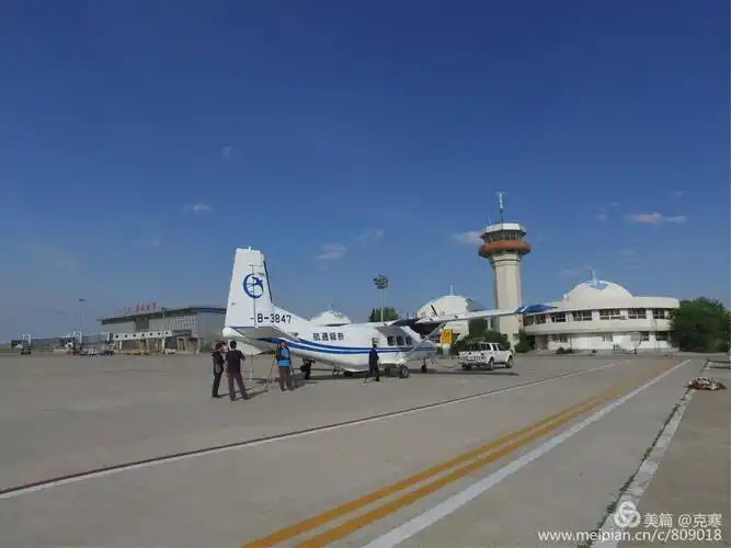 锡林郭勒盟利用有力天气条件实施人工增雨作业