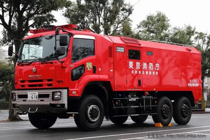 卡车论坛东京消防厅的新车东京这些在日本应该算最新的消防车.