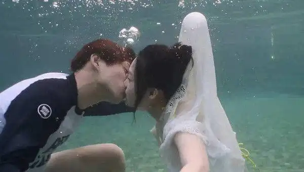 年度最甜的糖:杨幂和魏大勋实锤了!盘点魏大勋的几段绯闻情史