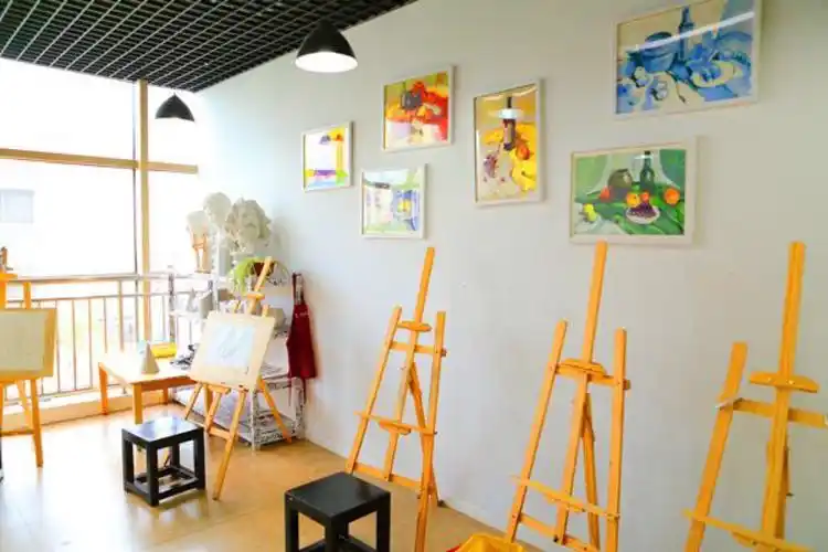 美术教室装修参考