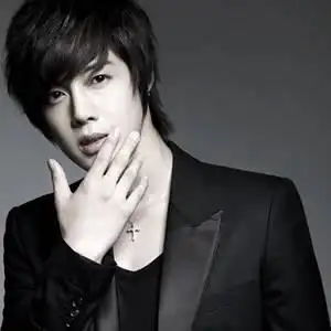 越老越有男人味的欧巴苏志燮思密达_微信头像图片大全