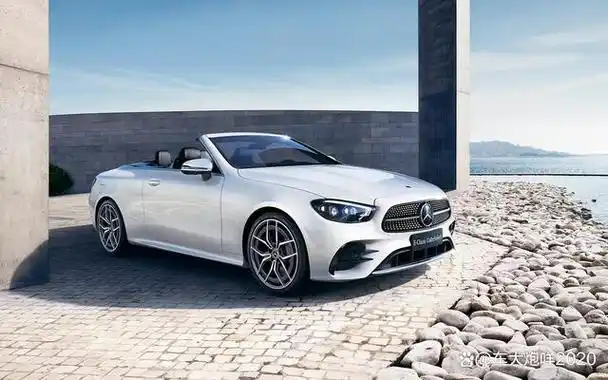 日前,笔者从梅赛德斯-奔驰官网获悉,2023款改款奔驰e级敞篷轿跑车现已