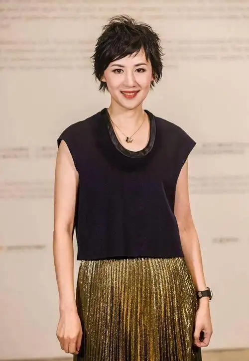 最美主持人王津元近照都52岁了冻龄了网友精品美人啊