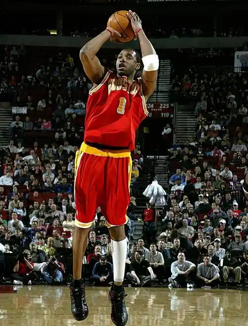 麦迪迎43岁生日火箭送祝福16载传奇生涯姚麦组合成追忆