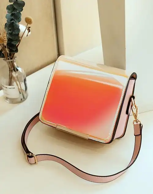 果冻女包_果冻包时尚金属幻彩镭射包单肩包包女包斜挎包优惠券