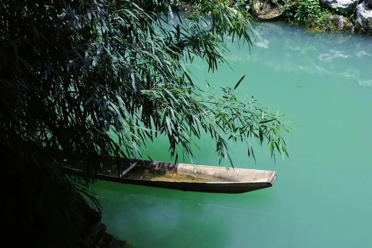 荔波小七孔-鸳鸯湖划船0969♀15 09强烈推荐去到荔波玩的小