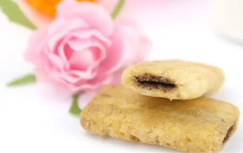 乖乖夹心米果巧克力味50g