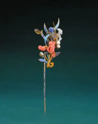 《延禧攻略》《如懿传》相继霸屏一起来看看故宫博物院里珍藏的发簪