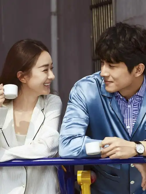 赵丽颖林更新合体拍得这组婚纱照体型差真的很pay!#赵丽颖林更新情头