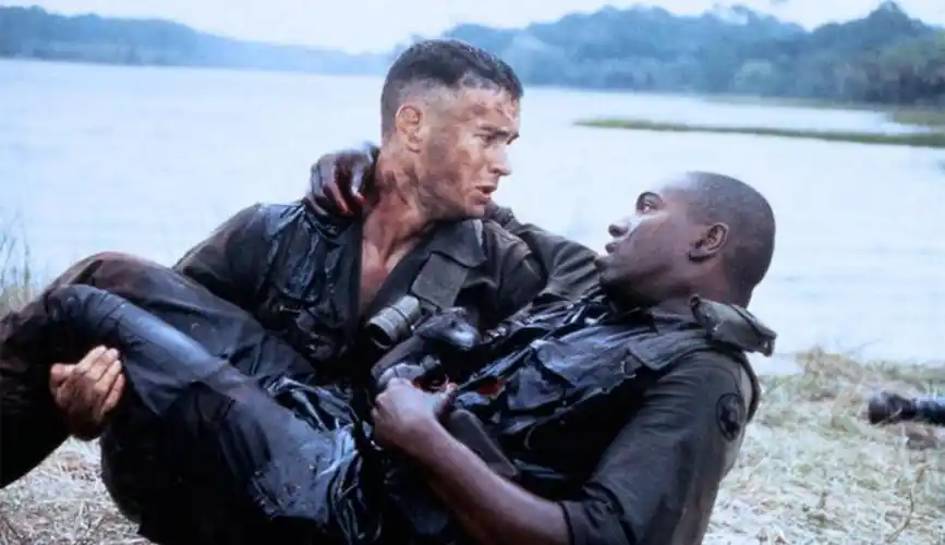 阿甘正传的真实故事阿甘们在越南战场被美军当炮灰使用