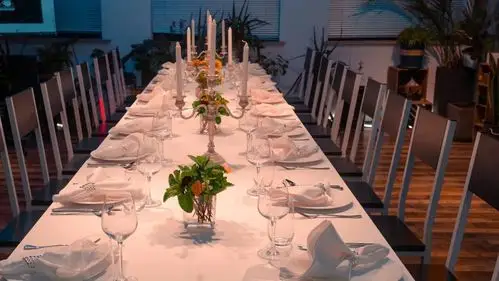 西餐餐桌美学丨餐厅餐桌如何布置才更有就餐氛围感?才更能激发食欲?