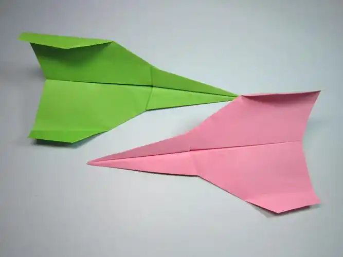 能飞很远的纸飞机折纸,简单又漂亮的折纸飞机
