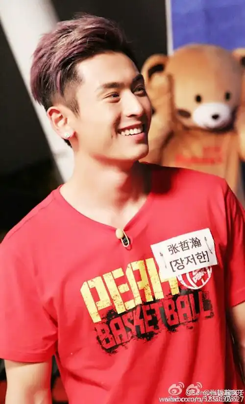 看中韩梦之队萌上张哲瀚了,又帅又man. 来自somunslee0901 - 微博