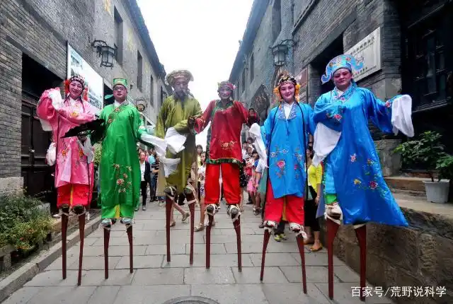 中国传统文化,北京旅游业,地方的传统文艺和民俗文化