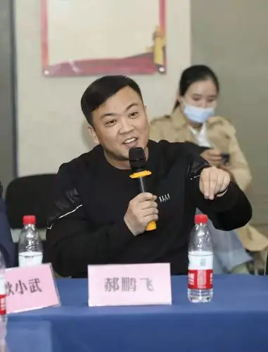 艺术培训机构太苦了,动力学社:要给他们赋能_郝鹏飞