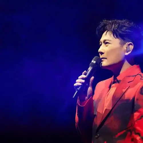 驰骋乐坛30载张信哲将至新加坡,未来式2.0世界巡演迎首场海外站