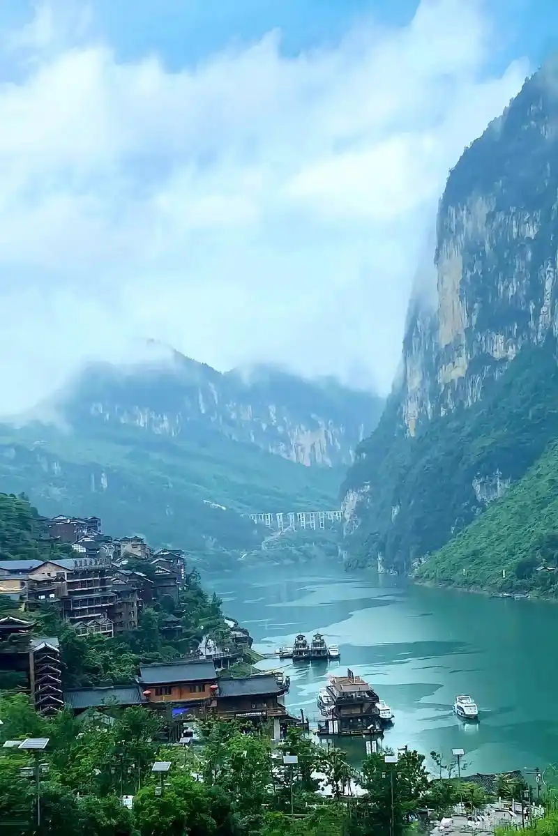 "千里乌江,百里画廊",这里是重庆龚滩古 - 抖音