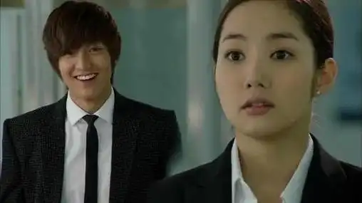 李敏镐和朴敏英主演的电视剧(朴敏英谈与李敏镐恋情) - 帮企客