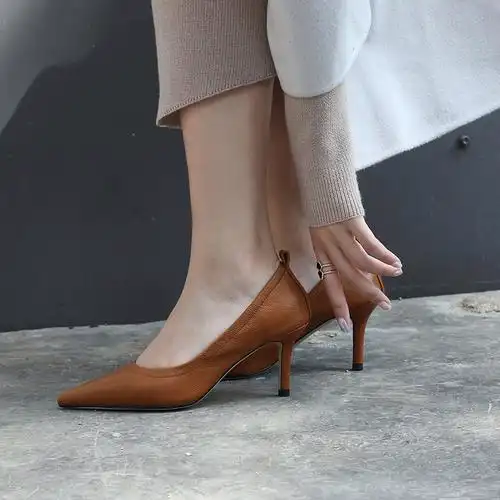 春秋新款尖头高跟鞋牛皮女鞋浅口细跟单鞋百搭工作鞋女式黑色小皮鞋子