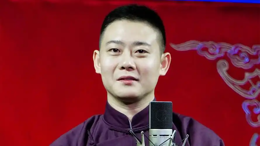 德云社栾云平接受专访谈及理想不忘初心未来发展不可限量