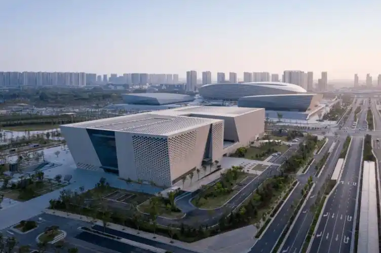 回溯与在场之间丨郑州美术馆新馆档案史志馆