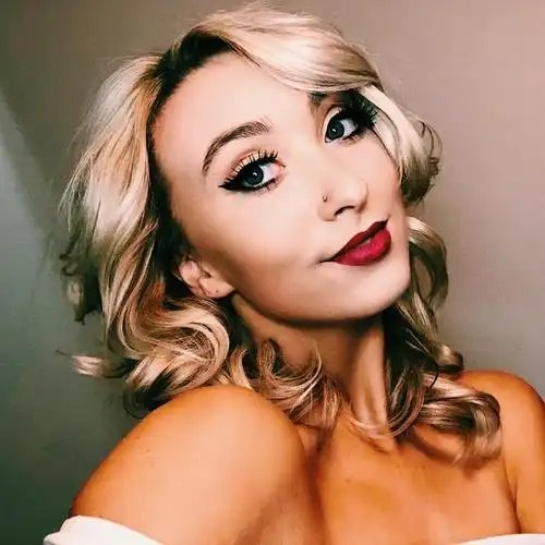 美女特辑:掘金拉拉队员——丹佛大学教育学学生gigi