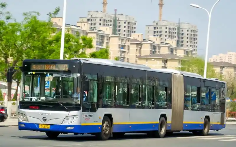 【1路4730682】【weis vlog】起步推背的十年老铰接——快速公交4线